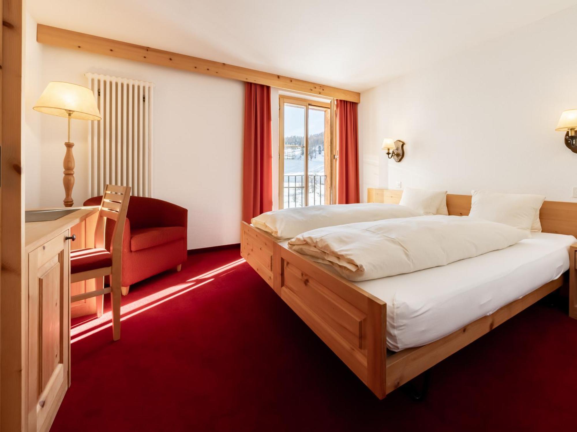 Hotel Chesa Pool Sils Maria Buitenkant foto
